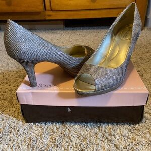 Golden Peep Toe Heel